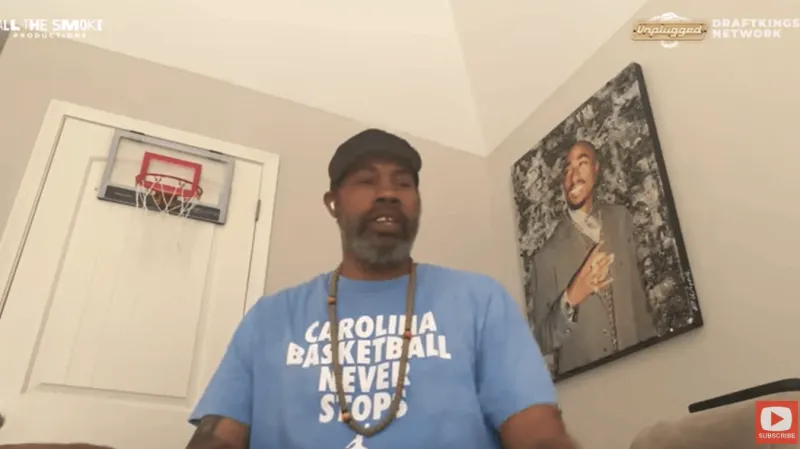 华莱士：科比空接奥尼尔后，斯台普斯吵得像地震一样