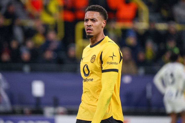 乐鱼官方网站-德天空：曼城密切关注多特中场恩梅查，他出自曼城青训且愿意回归