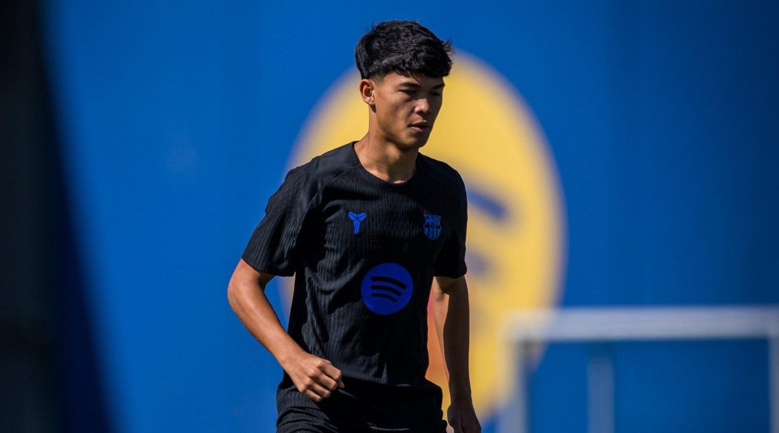 乐鱼官方入口-每体：得知德罗即将离开巴萨后，弗里克情绪明显低落